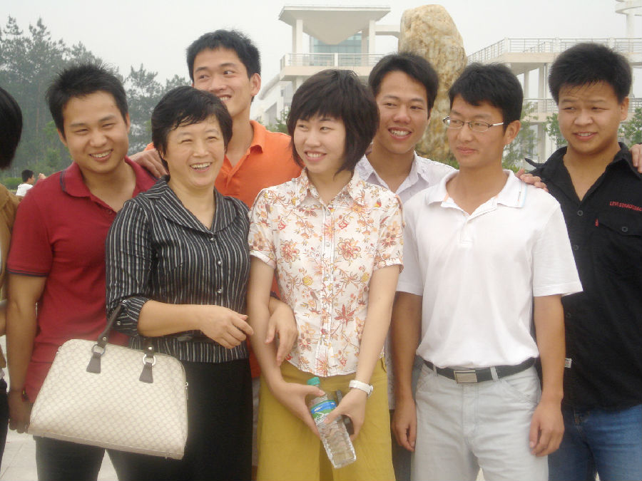 教书育人路上,张美琴老师一直桃李芬芳.jpg